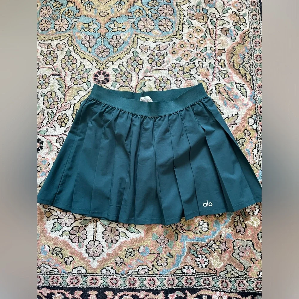 ALO Yoga Women's Green Varsity Pleated Tennis Skirt Skort, XS